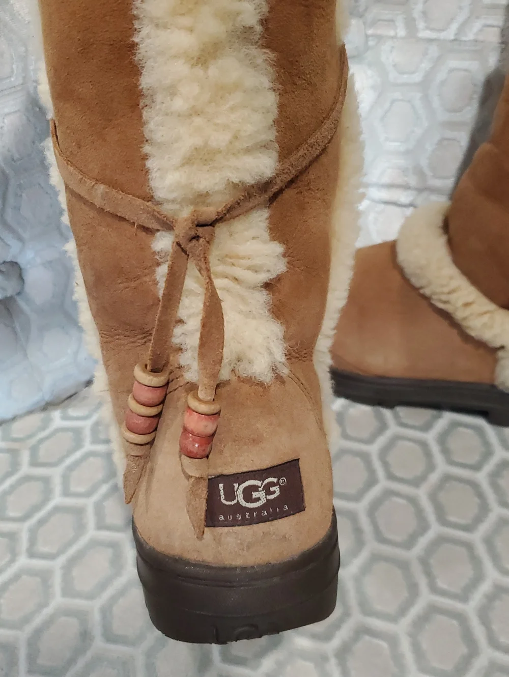UGG Vintage Nightfall Chestnut Suede Shearling Boots Size 10